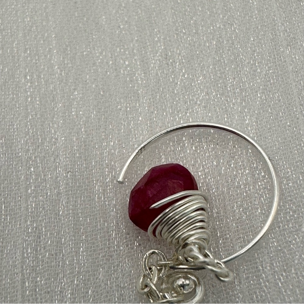 Hl1605 Ruby Hook Dangles - image 3